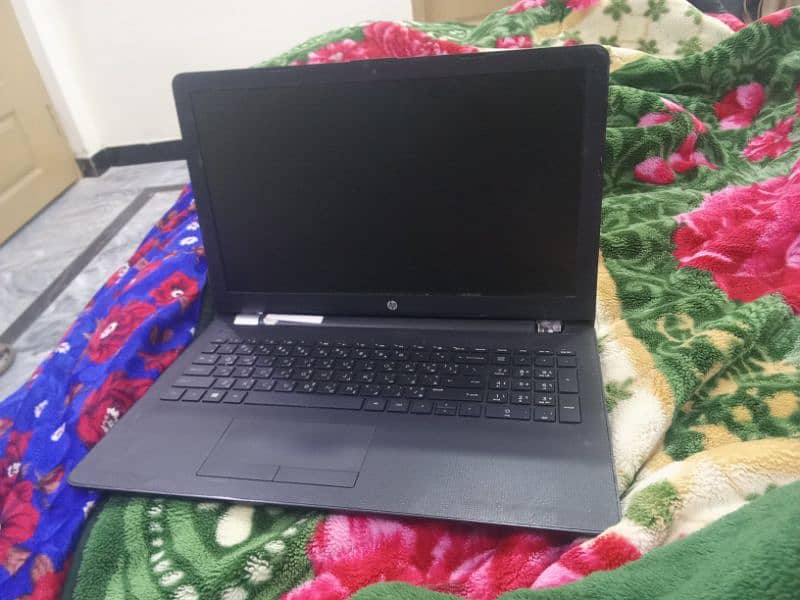 HP Intel(R) Core(TM) i5-8th gen @1.60 GHz 1.80 GHz laptop for sale 3