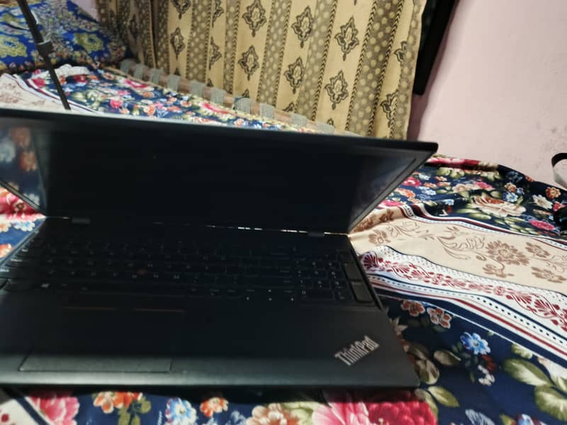 Lenvo p52s Thinkpad 1