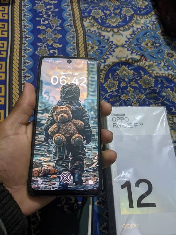 Oppo reano 12 f 5g  ram 12 256 gb 4