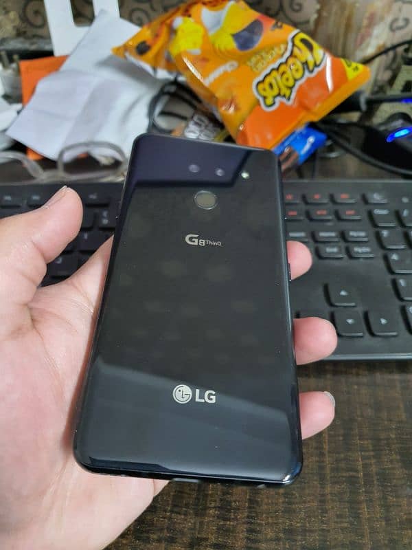 LG G8ThinQ 6