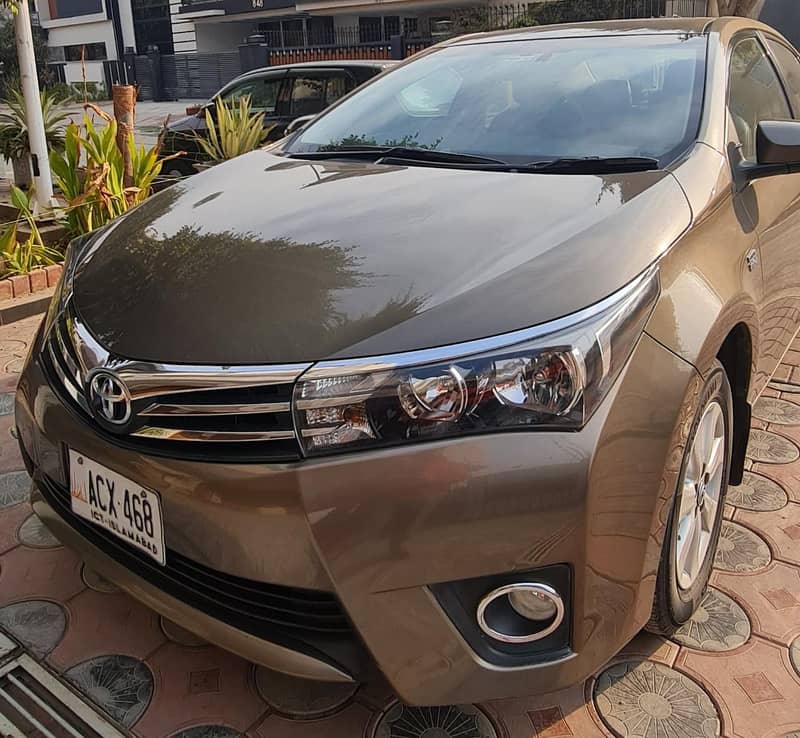 Toyota Corolla Altis Grande 2017 1