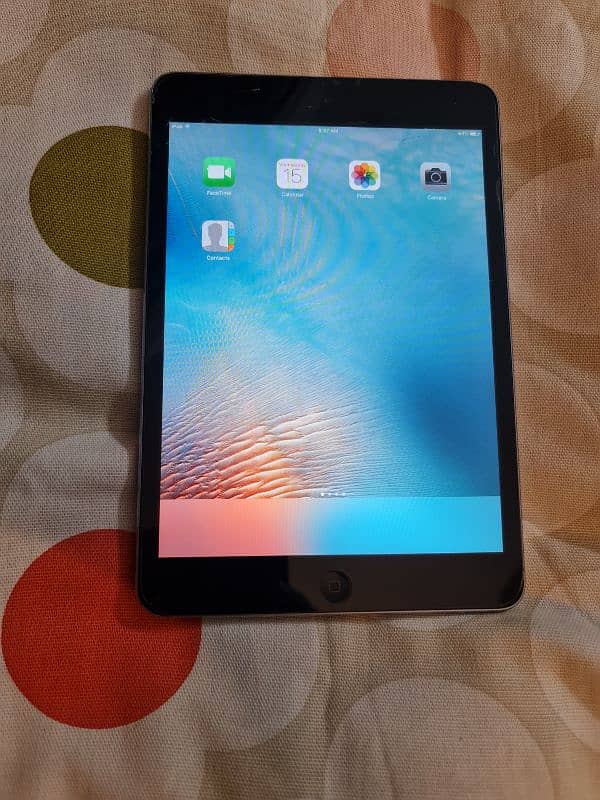 apple I pad Mf433-LL/A model  USA model. 0