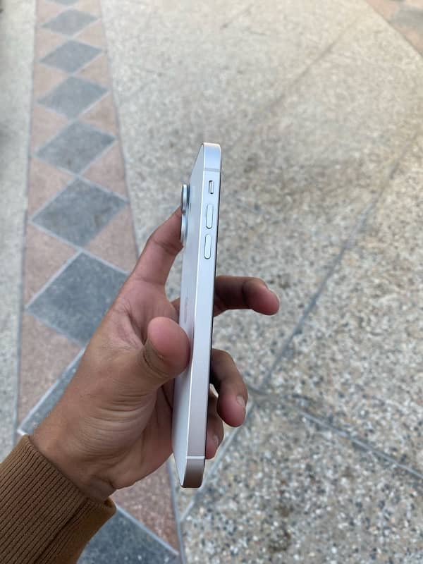 iPhone XR LLA Non PTA 10/10 converted 2