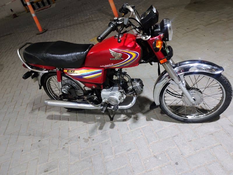 Honda CD70 9