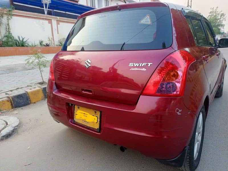 Suzuki Swift 2012 dlx automatic full original condtion 1