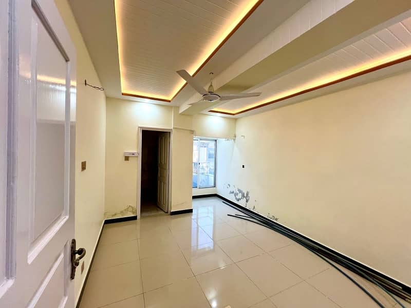 2 BED FIRST FLOOR FLAT FOR SALE F-17 ISLAMABAD ALL FACILITY AVAILABLE 3