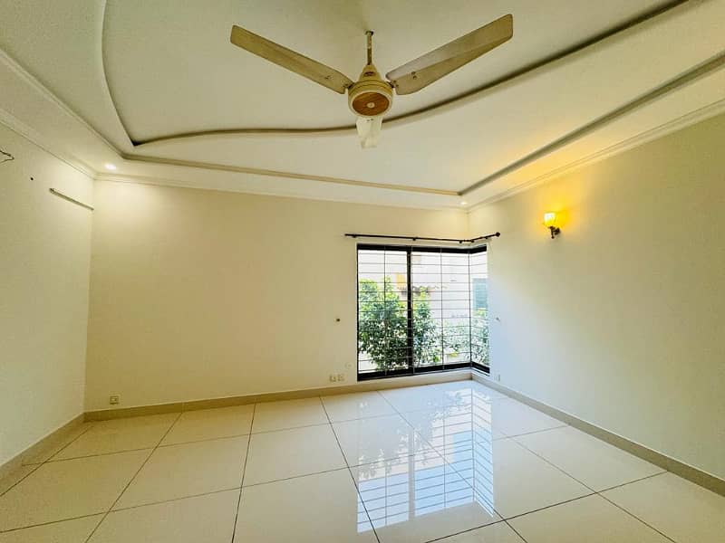 1 Kanal upper portion available for rent in dha phase 4 2