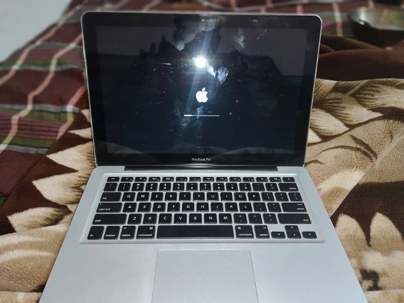 MacBook pro 2012 8GB ram and 500GB Storage 5