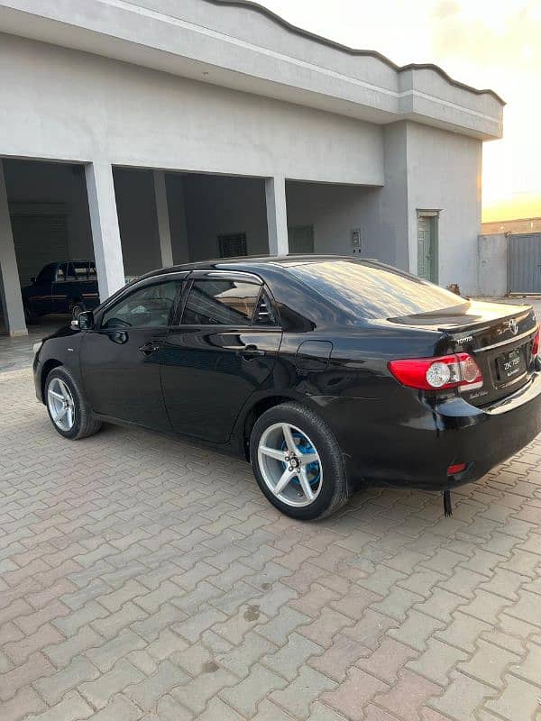 Toyota Corolla GLI 2013 3