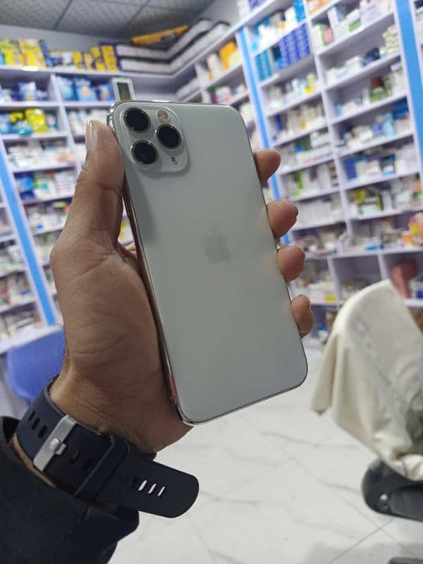 i phone 11 pro max pta approved 2