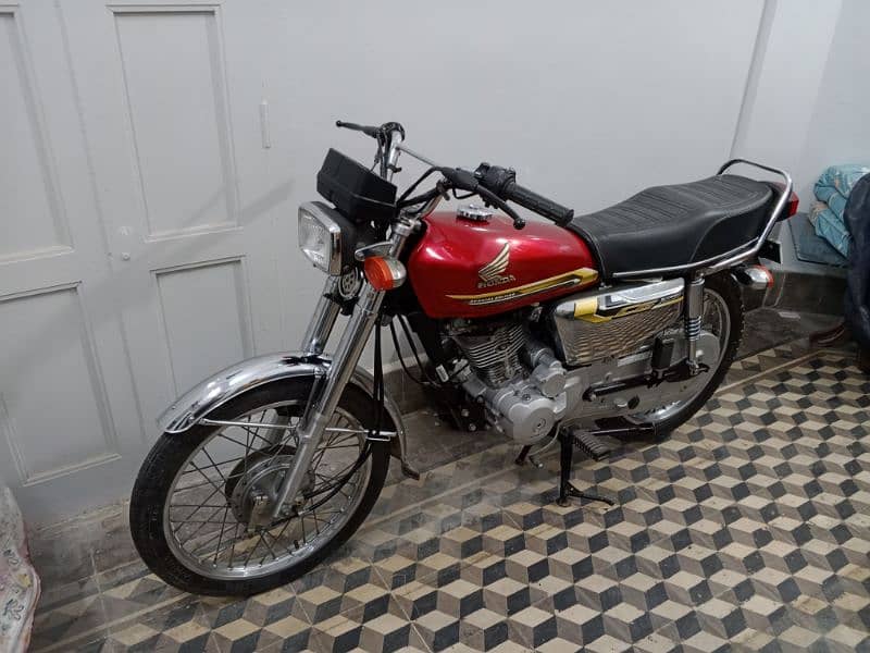 Honda 125 Special Edition (Brand New) Red color 1