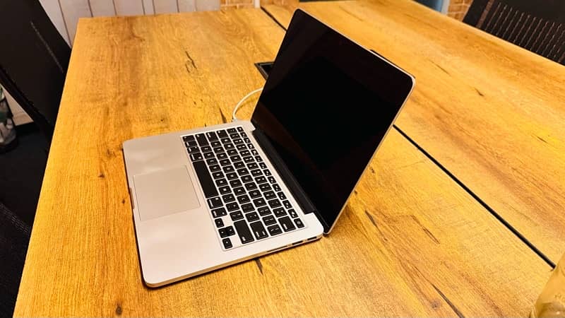 MacBook Pro retina 13 inch Early 2015 2