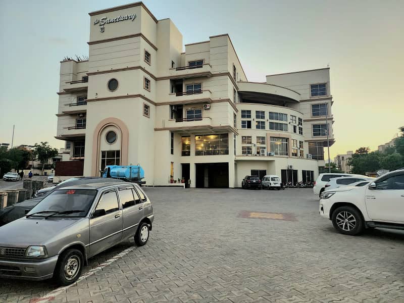 Century mall Safari 3 fully furnished 2 bedroom apartments for rent safari 3 bahria town Rawalpindi 19