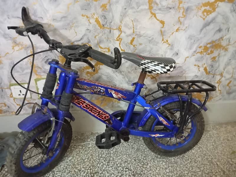 Kid's Cycle in Excellent Condition ‍ 0