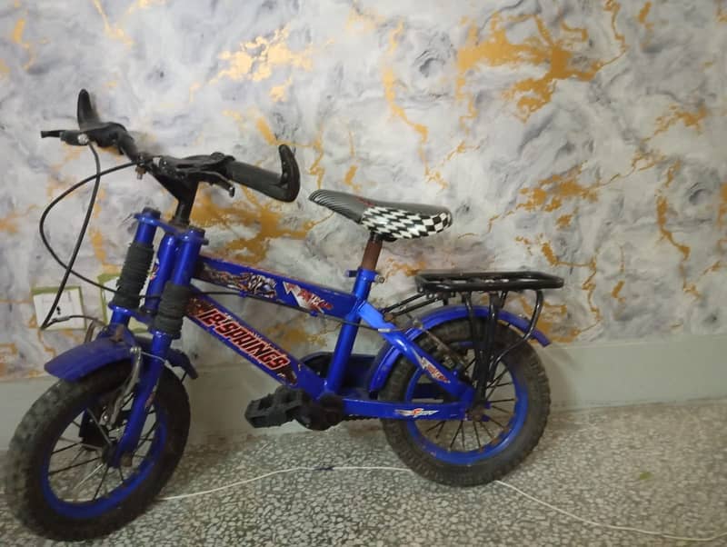 Kid's Cycle in Excellent Condition ‍ 1