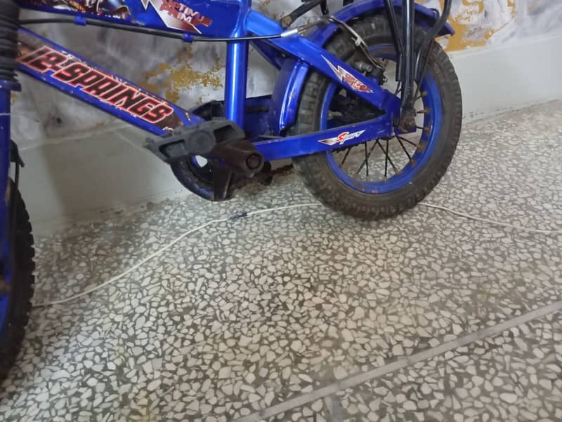 Kid's Cycle in Excellent Condition ‍ 4