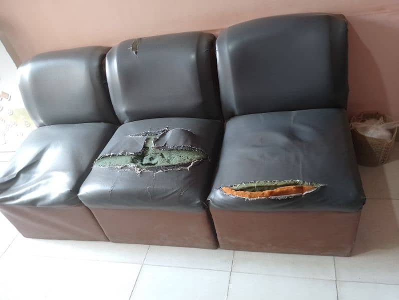 Single Sofa Seater 5