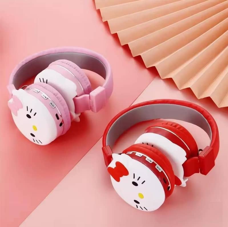 Hello Kitty Headphones 3