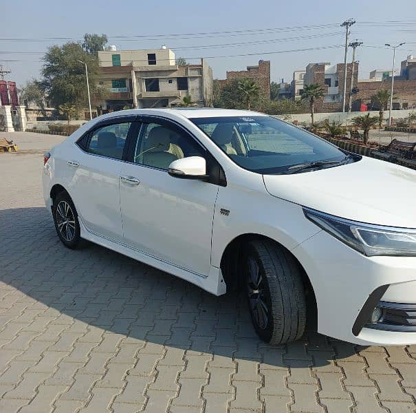 Toyota Altis Grande 2018 7