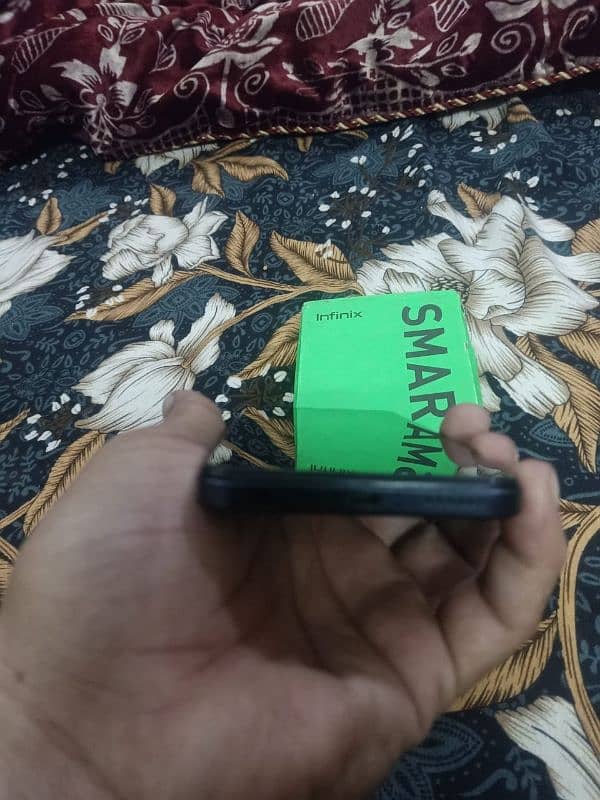 infinix Smart 7 4+2 64 tanu by 10/03226067988 5