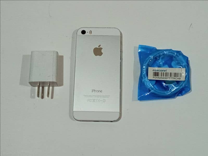 APPLE IPHONE 5S PTA APPROVED 6