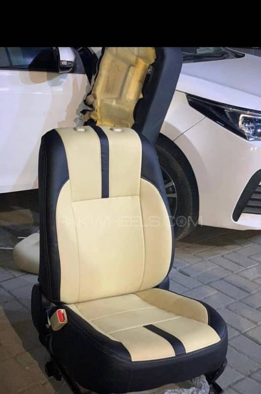 we have all car seats poshish available home service be available ha 8