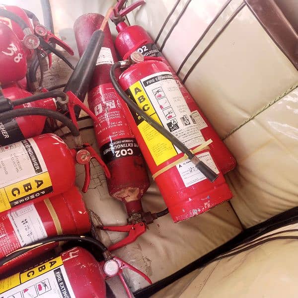 refilling fire extinguisher 10