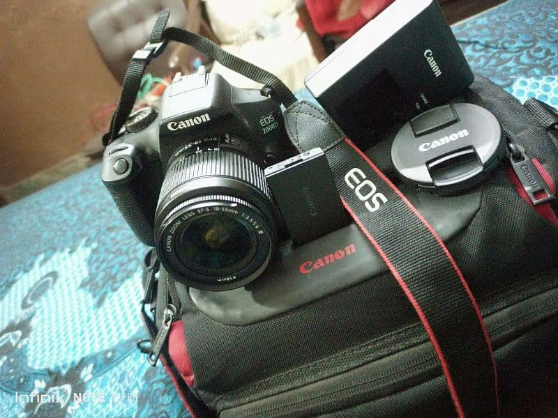 Canon Rebel T7 EOS 2000D Duble lens50mm prim lens 18-55mm zoom in LENS 3