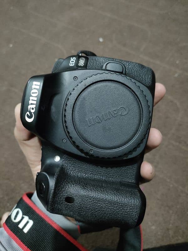 Canon 80D With EF-S 18-135 IS Nano USM Lens 2