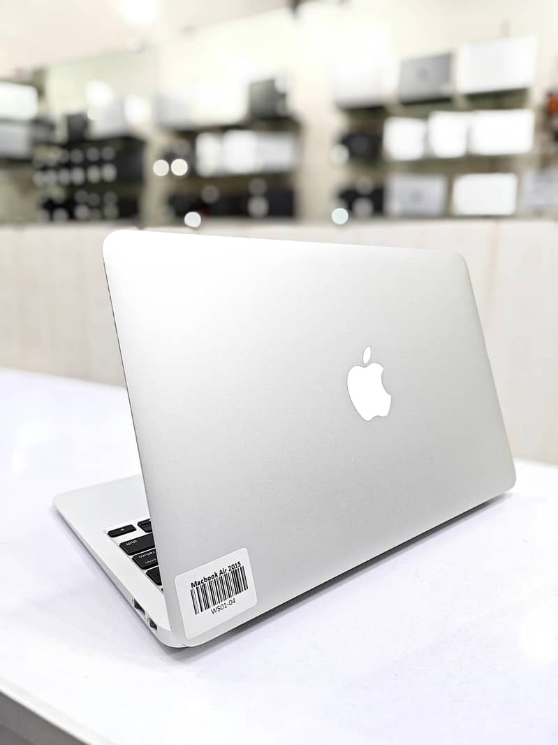 Apple MacBook Air (11-inch, 2015) A+++  at  ABID COMPUTERS MULTAN 1