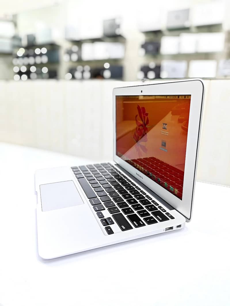 Apple MacBook Air (11-inch, 2015) A+++  at  ABID COMPUTERS MULTAN 4