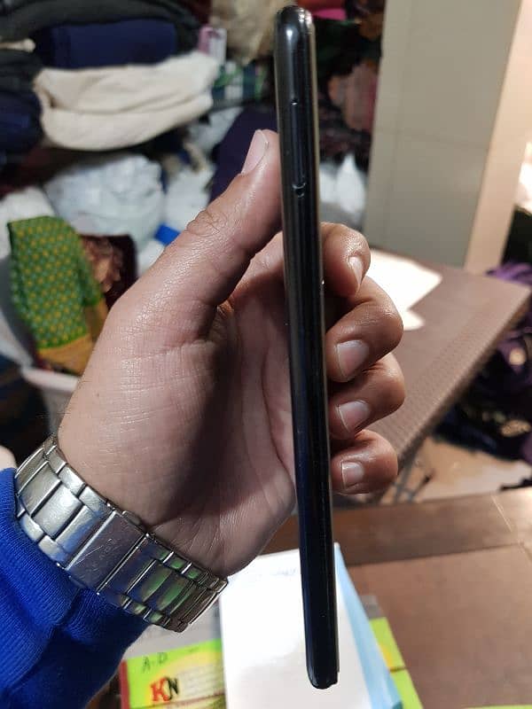 Infinix s5 one hand used only phone 2