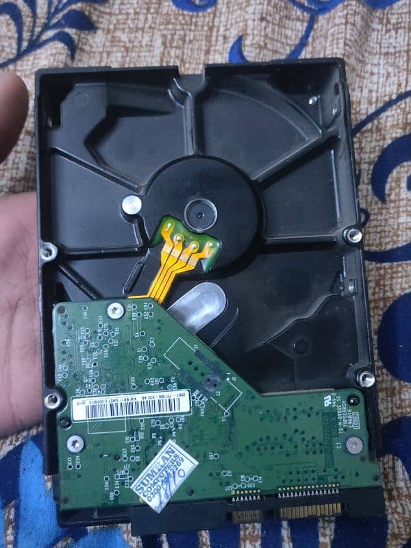 160 GB hard drive 1