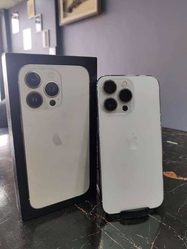 iPhone 13Pro 256GB Non PTA Complete Box 1