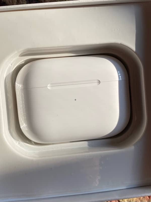 airpod pro 2 (second generation) 0