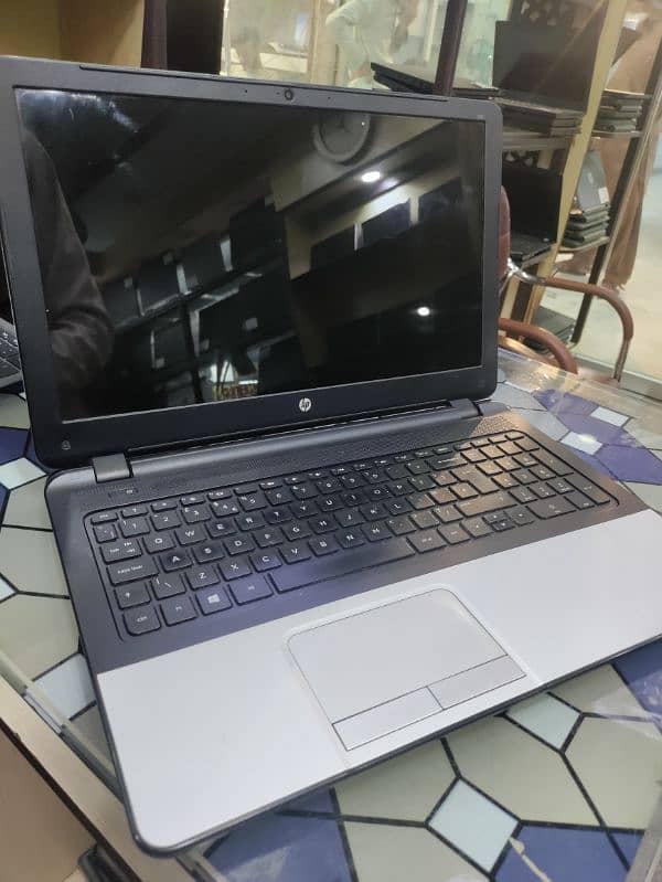 Hp Notebook 350 G1 Core i3 : 4th Gen 8GB Ram 128GB SSD With Charger 2