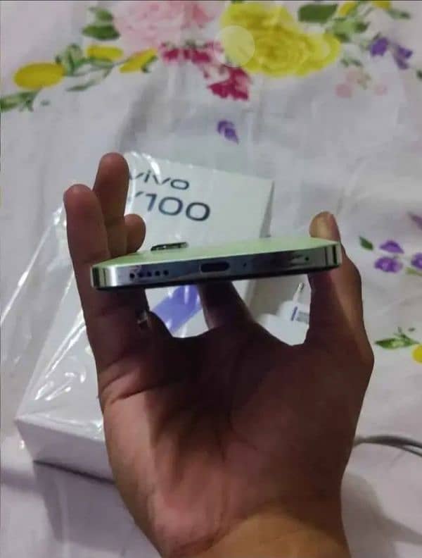 vivo y100 8+8 256 3