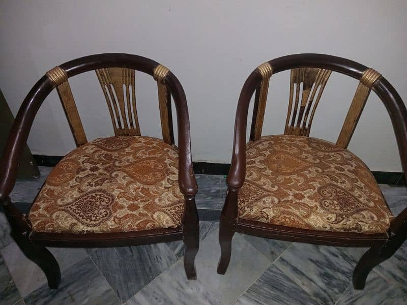 2 chairs 1