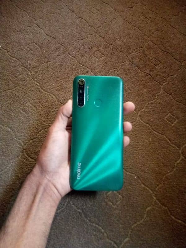 Realme 5i 4/64 0