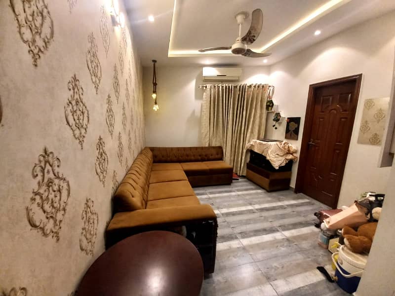 5 MARLA LIKE NEW HOUSE AVAILEBAL FOR RENT IN BAHRIA TOWN LAHORE 6