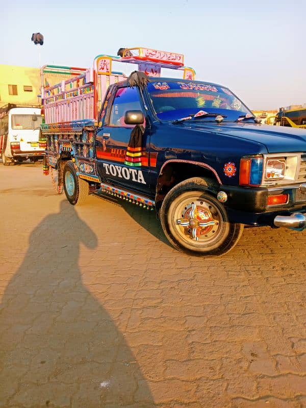 Toyota Hilux 03016544094 Con num 6