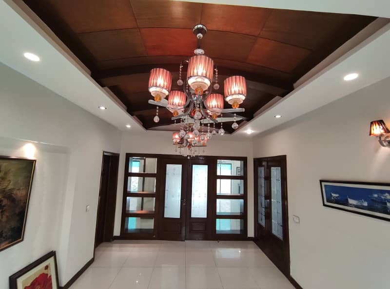 1 Kanal Full house available for rent in DHA Phase 3 17