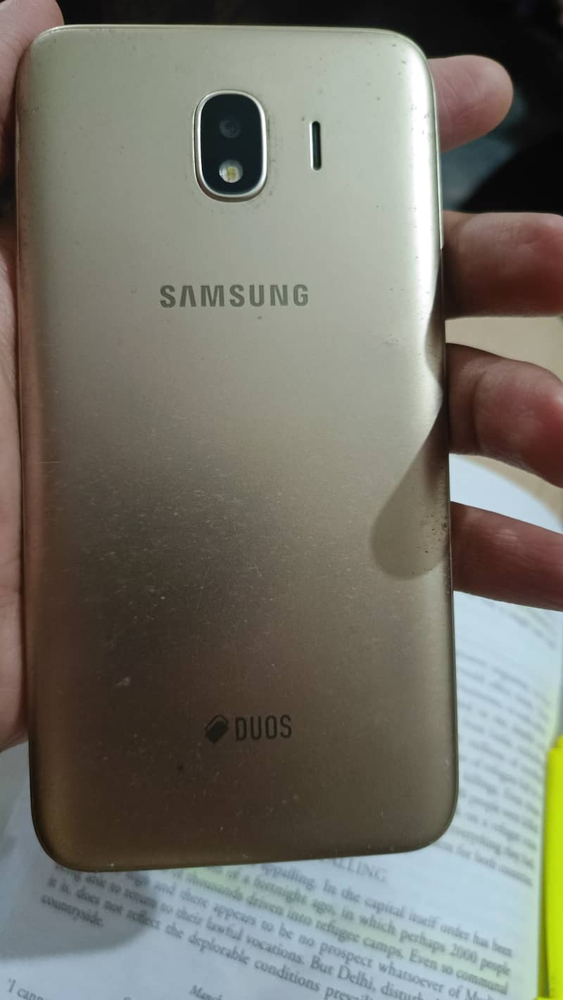 Samsung Mobile J7 1