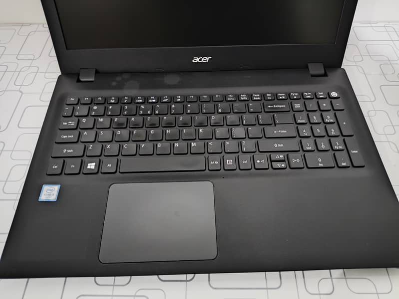 Acer TravelMate P258 Intel Core i5 6th Generation 8GB RAM 128GB 1