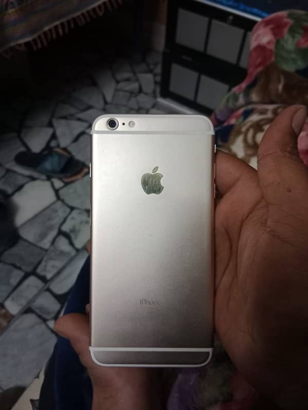 Iphone 6s plus official pta approved 64 GB finger ok 8/10 1