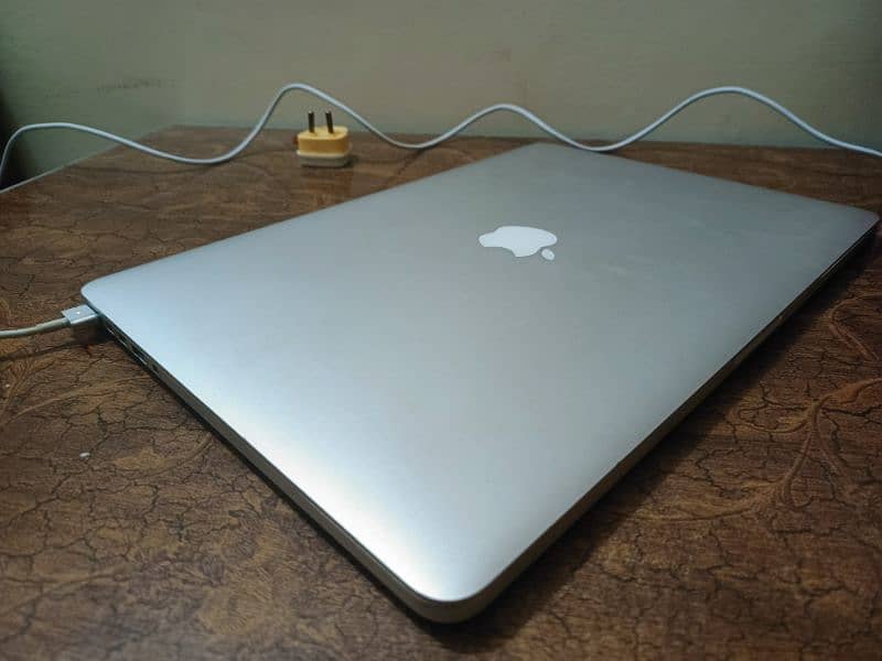 Apple Macbook Pro 2015 15' 16GB 256GB Quad Core i7 6