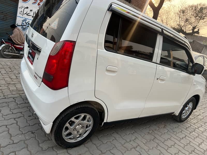 Suzuki Wagon R 2018 6