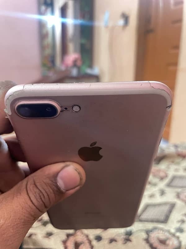 I phone 7 plus 128 GB PTA approved 4