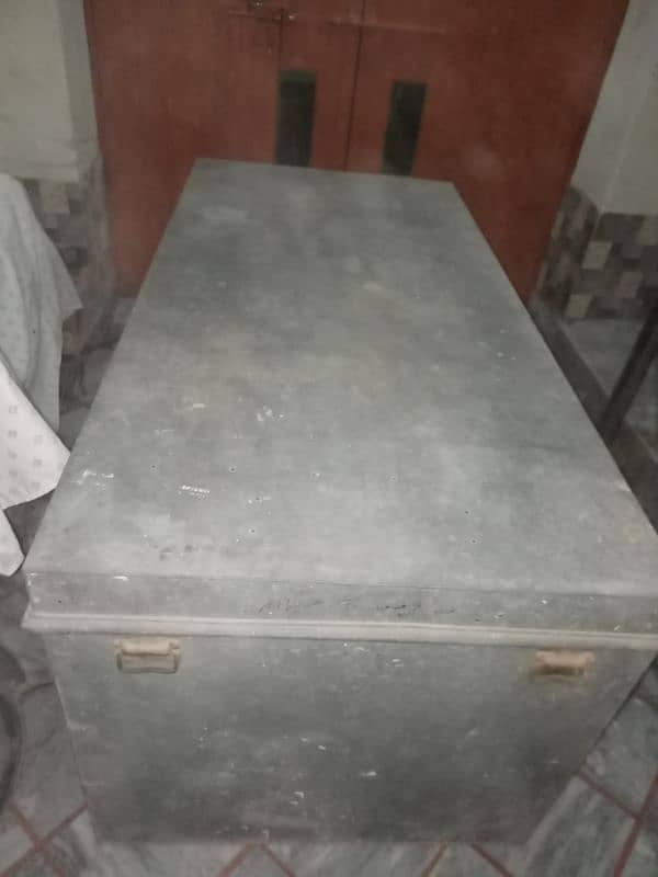 Peti (steel box) full size 3