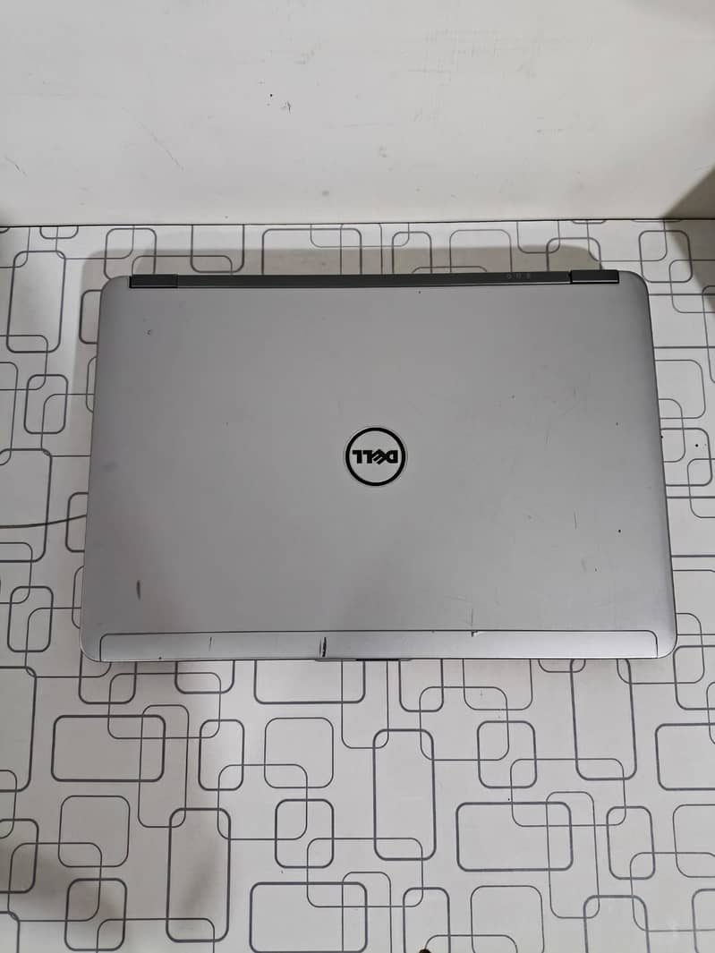 Dell Latitude E6440 Intel Core i5 4th Generation 4GB DDR3 RAM 500GB 2